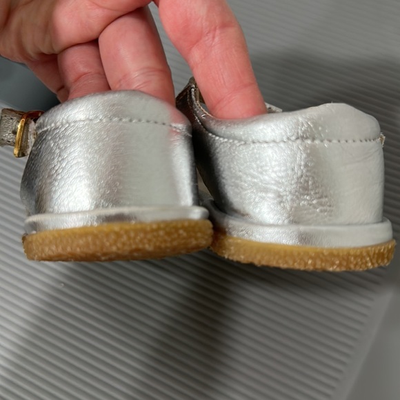 Almost new toke sandals made in brazil - Picture 4 of 4